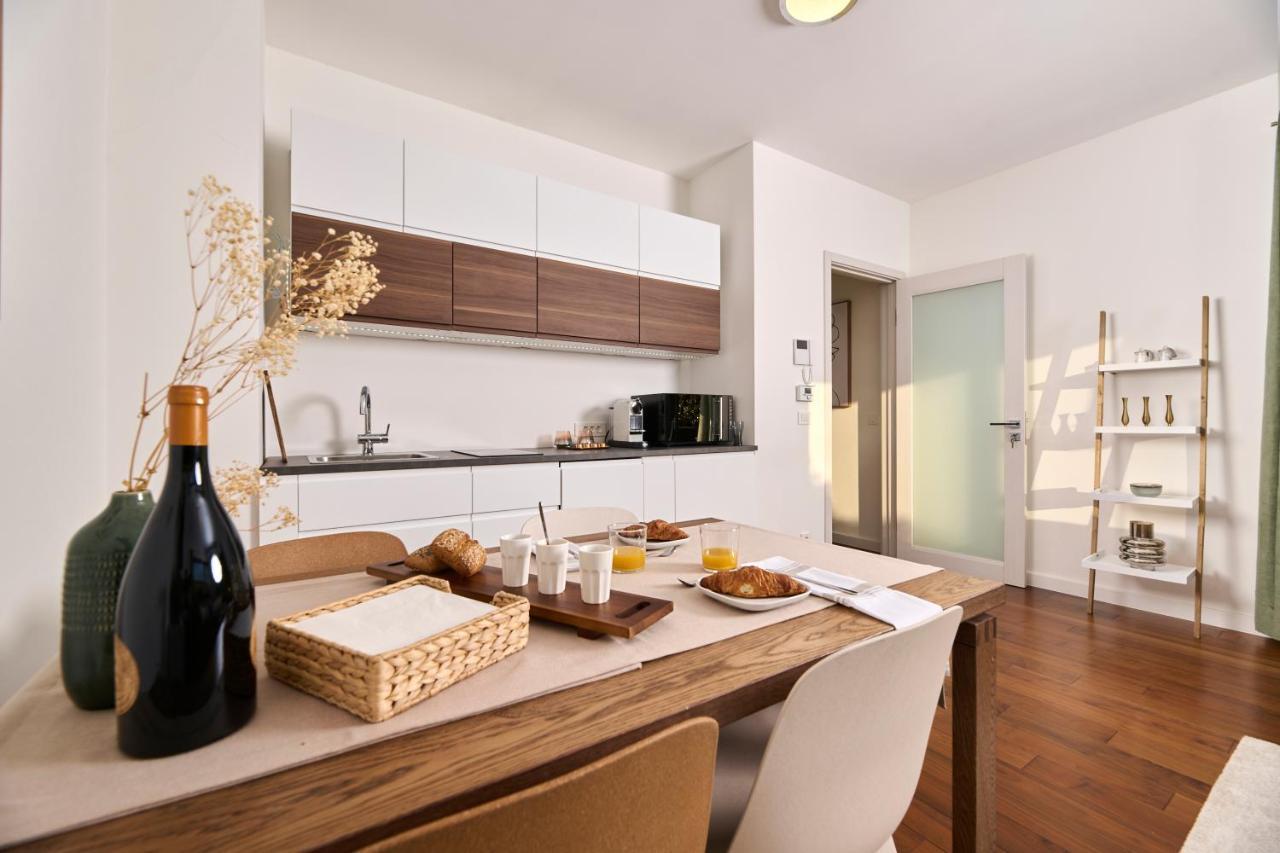 Brand New 1 Bedroom Apartment With Backyard Near The Beach! Poreč Extérieur photo