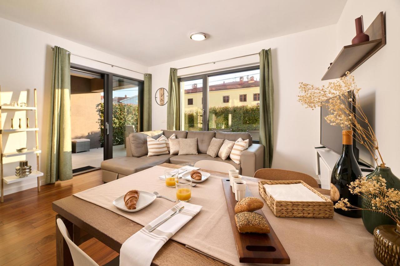 Brand New 1 Bedroom Apartment With Backyard Near The Beach! Poreč Extérieur photo